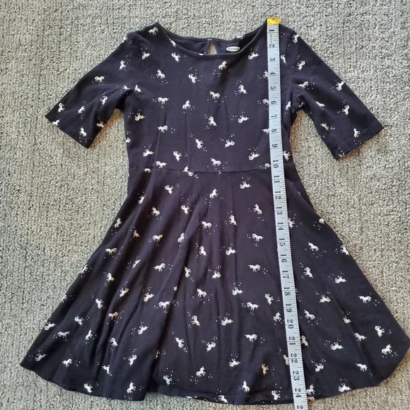 Girls Unicorn dress and shirt bundle, size 6 - Picture 13 of 14